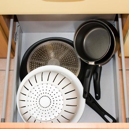 Appartamento Incantevole Con Parcheggio Gratuito Tirano Eksteriør bilde
